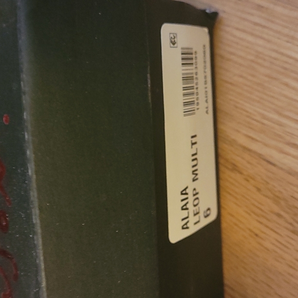 Size 6 Betsey Johnson Alaia heels - Picture 5 of 5